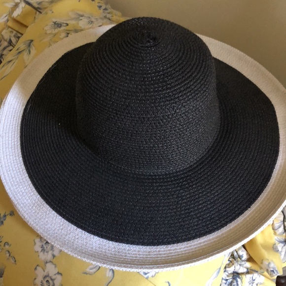 NWT forever 21 straw hat - Picture 2 of 6